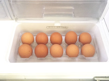卵は入れ替え無しでプラスチックケースのまま収納がいい!