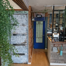 【リノベーション】イメチェン大成功!リビングのドアを大胆リメイク☆