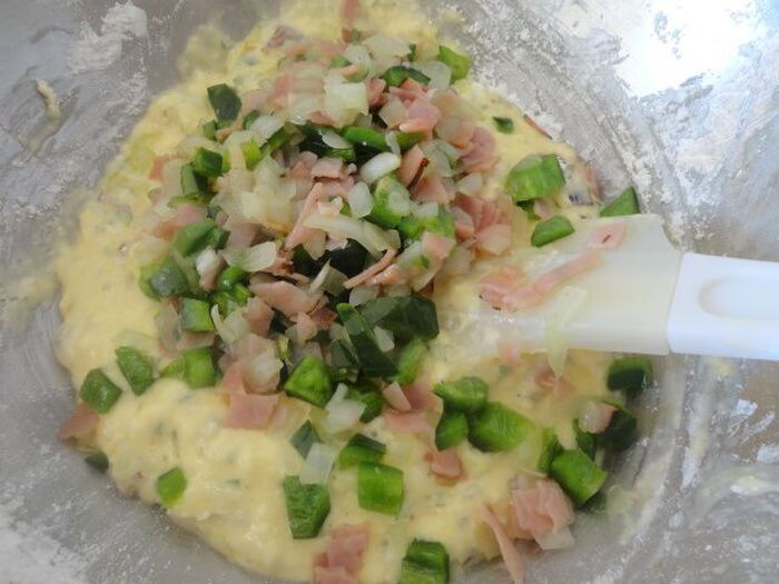 Step4 生地と炒めた具材を混ぜる。