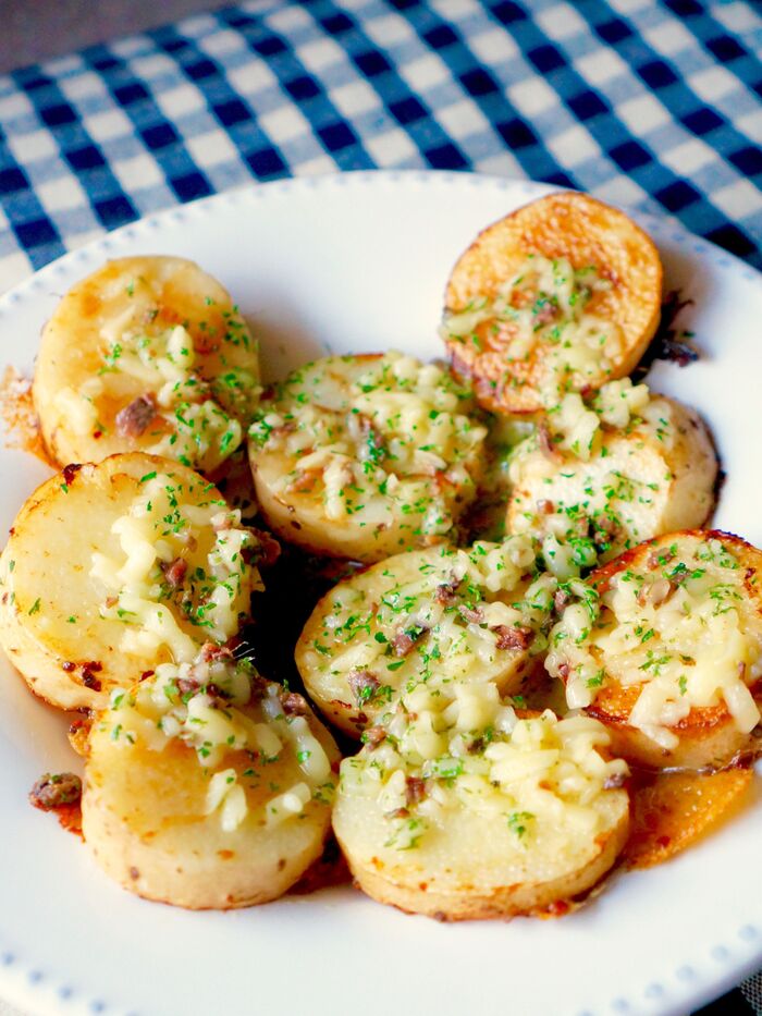 乳アレルギー対応!長芋のアンチョビチーズ焼きのレシピ?