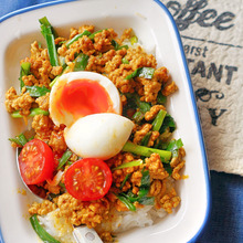 フライパン一つでササッと作れる? カレースタミナ丼のレシピ☆