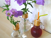 インスタで大人気「電球ソーダ」を一輪挿しに♡