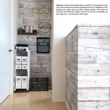 セリアのシールと壁紙本舗のグレーウッドで飾り壁&梁風に