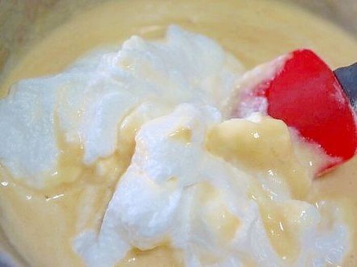 3.メレンゲを作る。