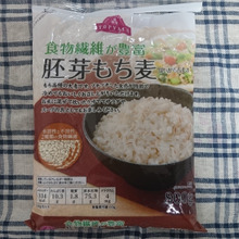 もち麦・・・・もちと聞くと反応してしまう。