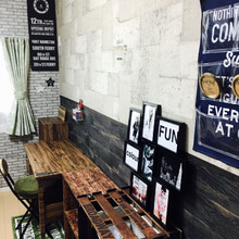 salut!のレンガ柄シートで男前インテリア