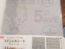 ダイソーからデザイン良し!太っ腹な2枚入りステンシルシート登場