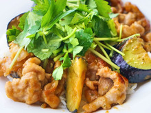 簡単!美味い!豚コマとナスで味噌丼のレシピ