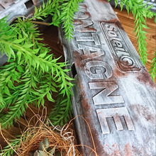 【100均リメイク】セリアのプラスチックケースをサビサビのヴィンテージ風にかっこよくリメイク☆