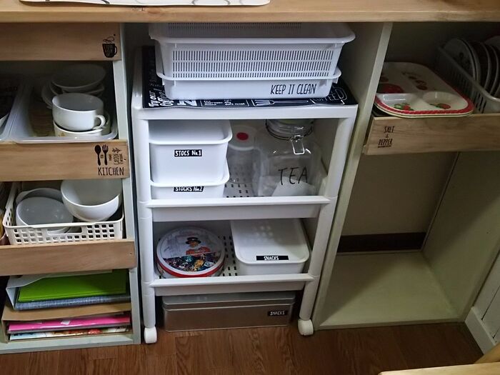 工夫②普段使いの食器は隠さず収納☆