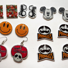 セリアの印刷出来るプラ板とレジンでアクセサリー