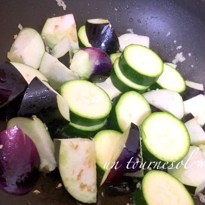 ②油を吸わせる感じ♪