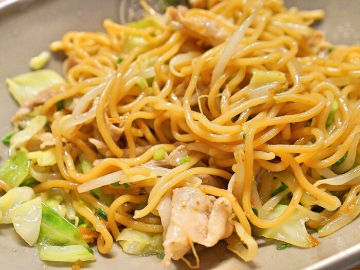 麺がしっかりタレに絡んでおいしいです