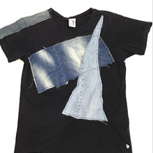 デニムを大胆に‼︎オシャレ&クールなTシャツリメイク