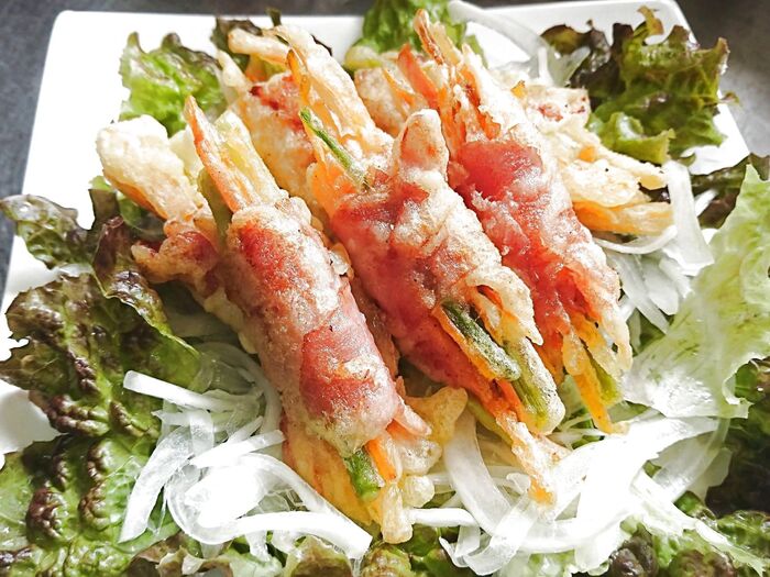 夏野菜を食べよう!生ハムでクルクル♪お弁当にもつまみにもグゥ!夏野菜の揚げ物♪