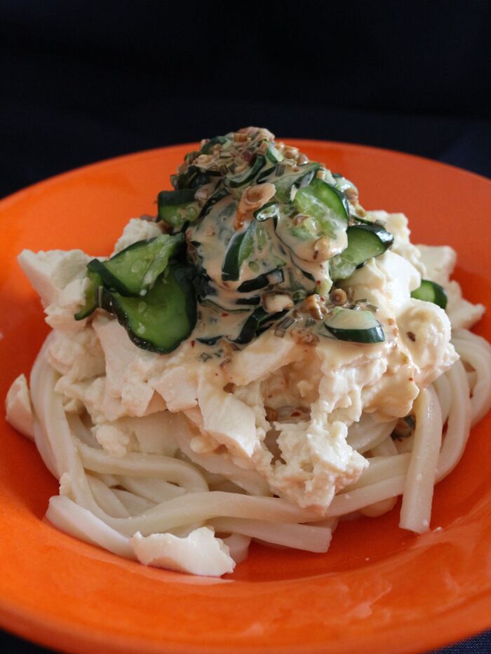 火を使わない簡単・美味しい「冷やしうどん」。