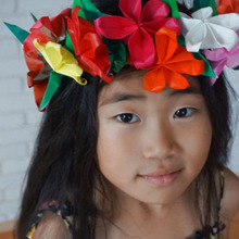 モアナ風折紙花かんむりが可愛い!葉っぱも付けてみました