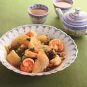 広東名菜 赤坂璃宮監修シリーズ 回鍋肉の素をアレンジ~えびとかぶの中華風煮込み~