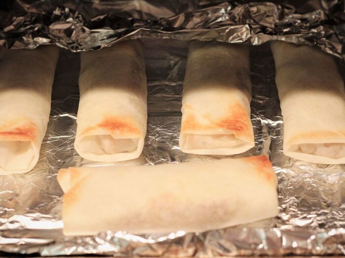 焼く。