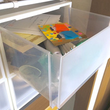 子供の作品は無印良品の衣装ケースがしまいやすい