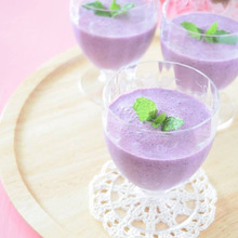 飲むチーズケーキ!? クリームチーズなブルーベリーシェイク