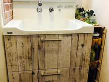 100均アイテムを組み合わせるだけ‼︎洗面台横のオシャレ隙間収納