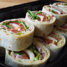 コストコのハイローラー(B.L.T) 初体験!「焼いて美味しい?」「冷凍保存できる?」の検証つき