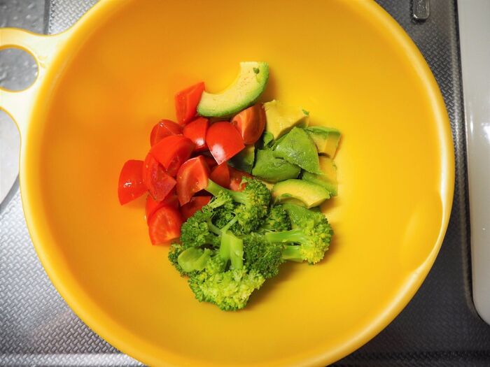 つくり方①野菜は食べやすい大きさにカット