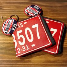 108円に見えないかっこいいポーチ