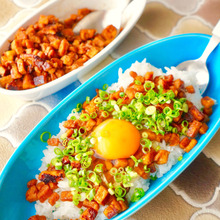 材料たった2つで美味しく節約!「厚揚げそぼろ」の作り方☆