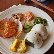 夫のお弁当用の残りで簡単ワンプレート朝ごはん