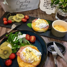 おうちcafé〜とろ〜りエッグベネディクト♡