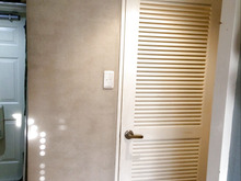 【スイッチ周りの壁紙】汚れは壁ペイントで目立たなく!