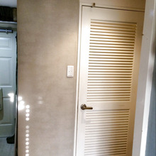 【スイッチ周りの壁紙】汚れは壁ペイントで目立たなく!