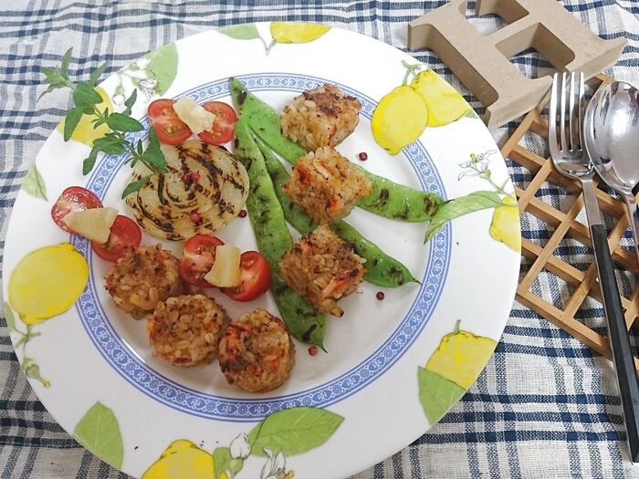 パインかほる、焼きおにぎり、グリエ野菜とともに・・・・
