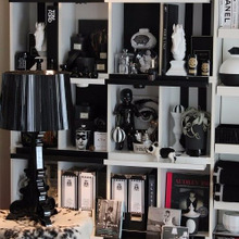 【海外インテリアにならえ】洋書をディスプレイ収納! 大型家具を簡単DIY