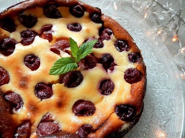 初夏の香り!さくらんぼのベイクドチーズケーキ♪