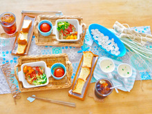 プチプラアイテムde☆彡夏の水色テーブルコーディネート