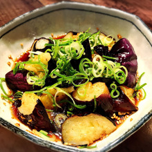 暑い夏でも食欲そそる‼︎ 揚げ茄子のにんにく醤油漬け
