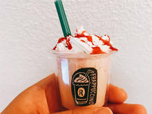100均粘土で簡単フラペチーノ