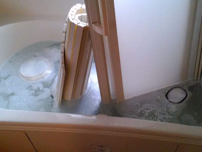 オキシクリーンの使い方(お風呂編①寝る前にすること)