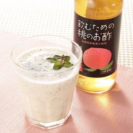 チアシード入りで美味しい☆桃のサワーミルク