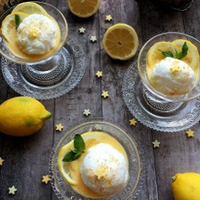 さわやかレモンカスタードでいただくウフ・ア・ラ・ネージュ♪