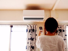 エアコン使っても「寝苦しい人」が6割以上! 快適な夏のエアコンの使い方は?