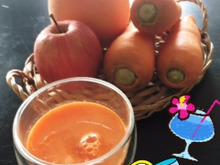 人参・りんご・ピンクグレープフルーツの生搾りジュース