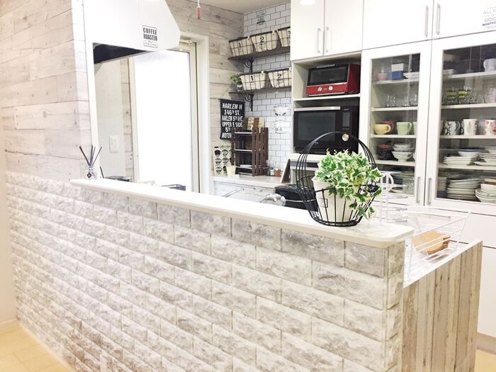 山善ドリームクッションレンガでキッチンを塩系インテリアに〜貼り方レシピ♡