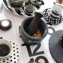 夏にさっぱり! 爽やかヨーグルト&オレオのしっとり2層スイーツ