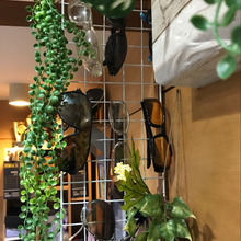 100均アイテムでナチュラルテイストなサングラス収納