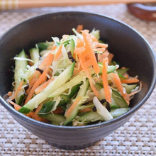 激ウマ時短サラダ♡キャベツ・きゅうり・にんじんの塩こんぶサラダ