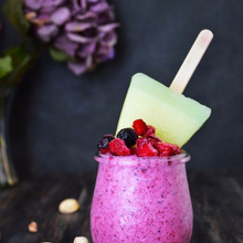 【ワンカップデザート】ベリーバニラシェイクとアイスバー